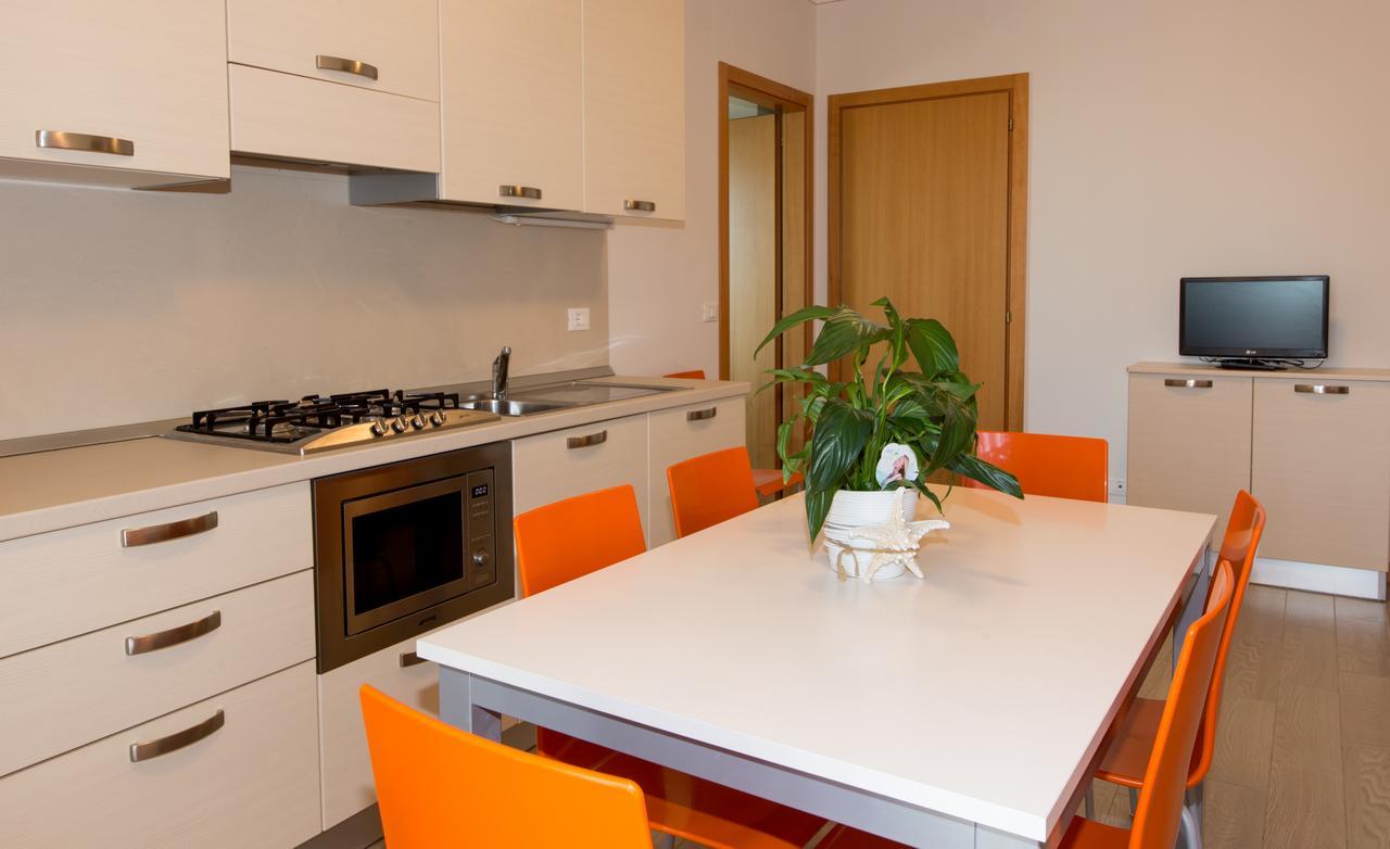 Residence California Lido di Jesolo Bagian luar foto